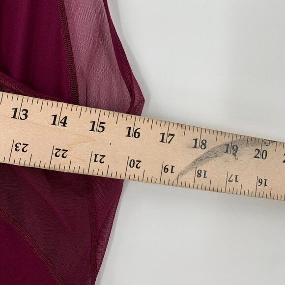 Victorias Secret Sport Lightweight Tank Top Mesh Detail Bugundy Women's Medium - Picture 4 of 6